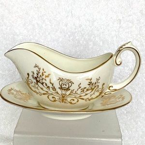 Vintage Coalport Allegro gravy server with Dish . Bone China made in England